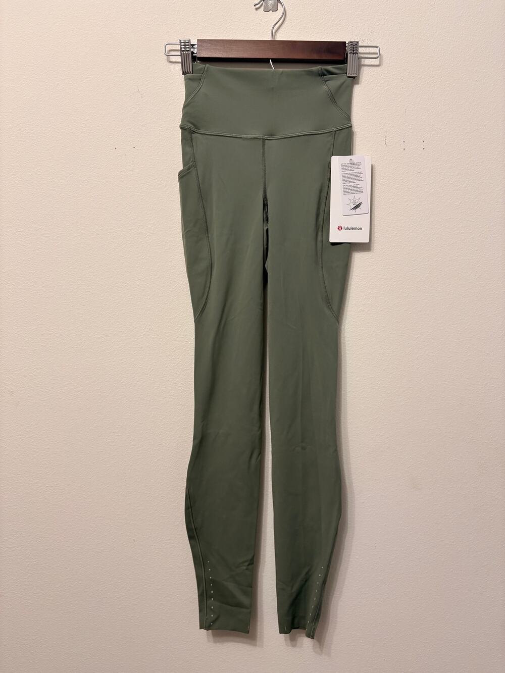 NWT Lululemon Fast and Free High-Rise Tight 28" 5 Pocket Willow Leaf Sz 2